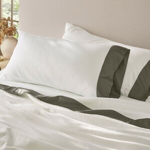 Boll & Branch Signature Embellished King Pillowcases White Juniper Green NWT